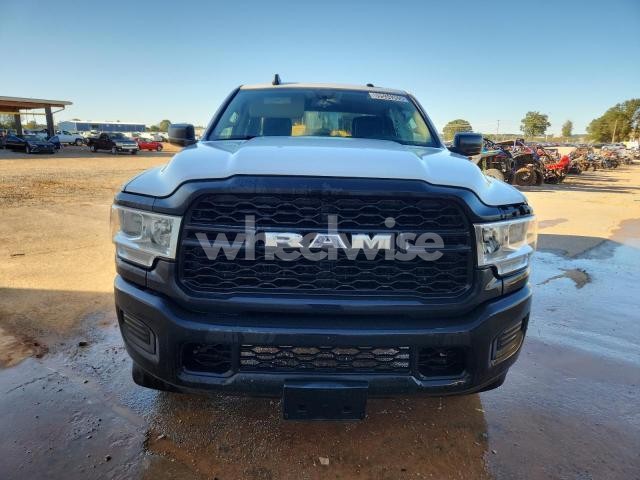 Photo 11 of 2019 RAM 2500 TRADESMAN (VIN 3C6UR5HJ9KG604234)