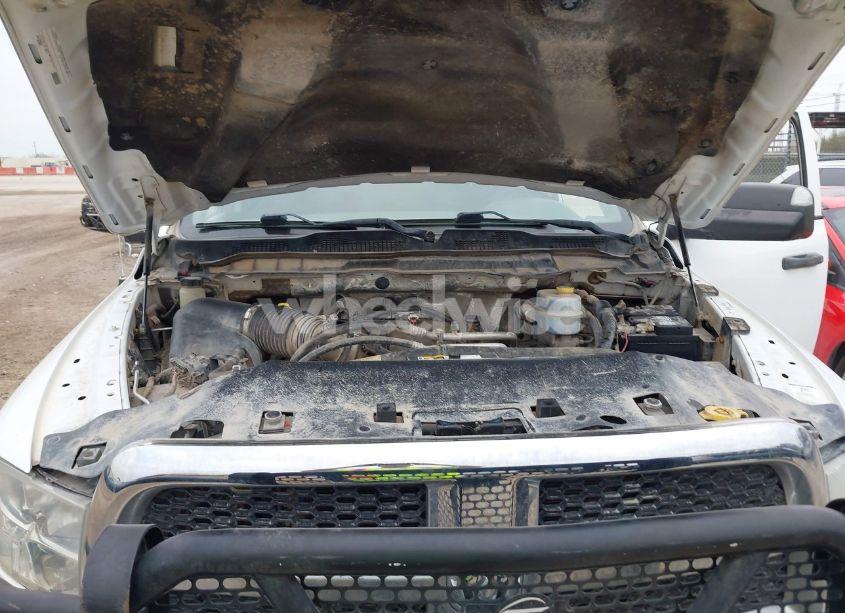 Photo 10 of 2018 Ram 2500 TRADESMAN 4X4 8' BOX (VIN 3C6UR5HJXJG293850)