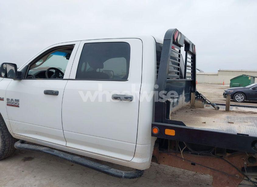 Photo 14 of 2018 Ram 2500 TRADESMAN 4X4 8' BOX (VIN 3C6UR5HJXJG293850)
