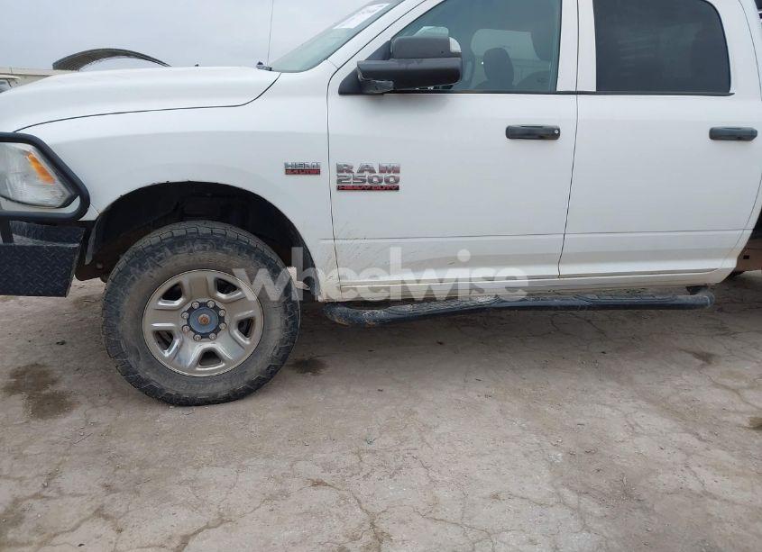Photo 6 of 2018 Ram 2500 TRADESMAN 4X4 8' BOX (VIN 3C6UR5HJXJG293850)