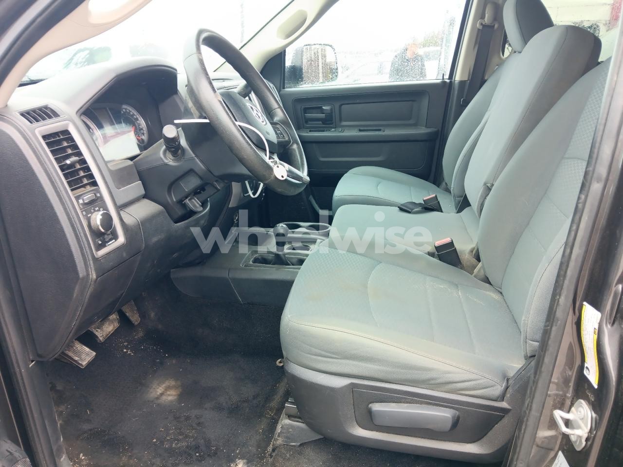 Photo 7 of 2017 RAM 2500 ST (VIN 3C6UR5HL0HG538232)