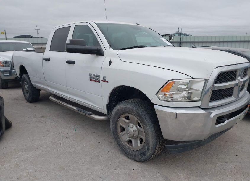 2014 Ram 2500 ST (VIN 3C6UR5HL2EG263958) main photo