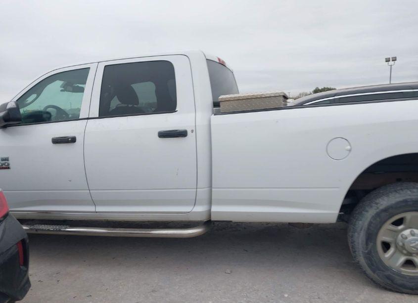 Photo 14 of 2014 Ram 2500 ST (VIN 3C6UR5HL2EG263958)