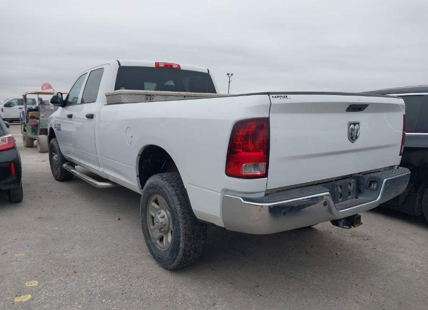 Photo 3 of 2014 Ram 2500 ST (VIN 3C6UR5HL2EG263958)