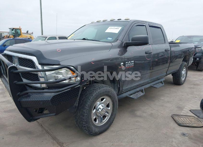 Photo 2 of 2018 Ram 2500 TRADESMAN 4X4 8' BOX (VIN 3C6UR5HL5JG166828)