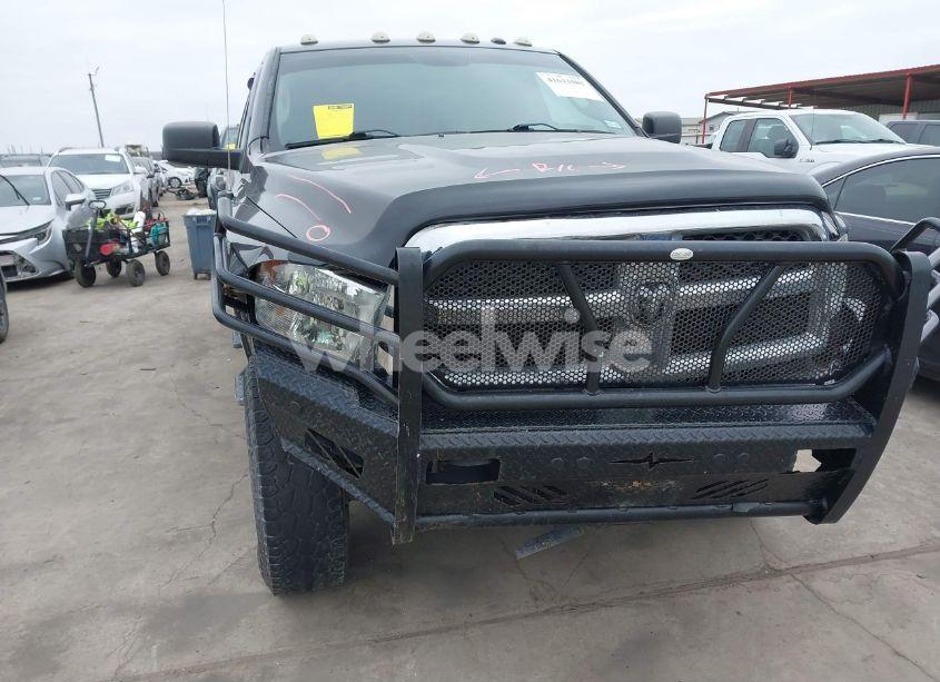 Photo 6 of 2018 Ram 2500 TRADESMAN 4X4 8' BOX (VIN 3C6UR5HL5JG166828)