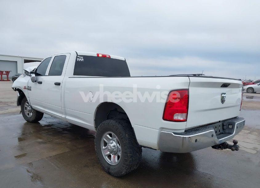 Photo 3 of 2018 Ram 2500 TRADESMAN 4X4 8' BOX (VIN 3C6UR5HL5JG399270)