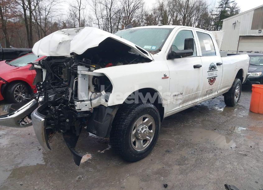Photo 2 of 2022 Ram 2500 TRADESMAN 4X4 8' BOX (VIN 3C6UR5HL5NG377811)