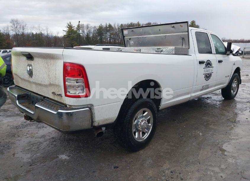 Photo 4 of 2022 Ram 2500 TRADESMAN 4X4 8' BOX (VIN 3C6UR5HL5NG377811)