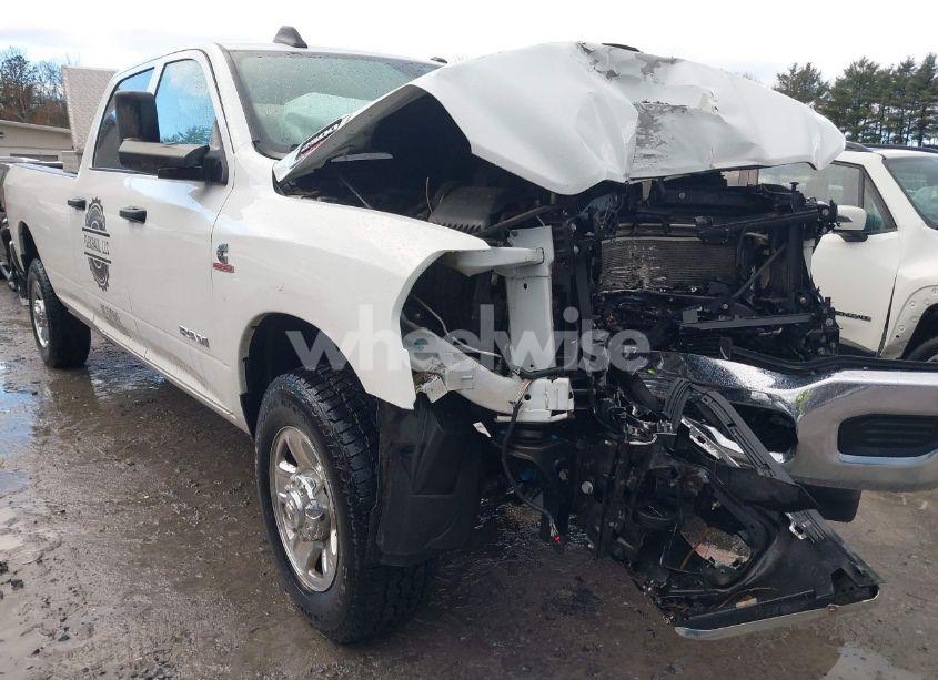 Photo 6 of 2022 Ram 2500 TRADESMAN 4X4 8' BOX (VIN 3C6UR5HL5NG377811)