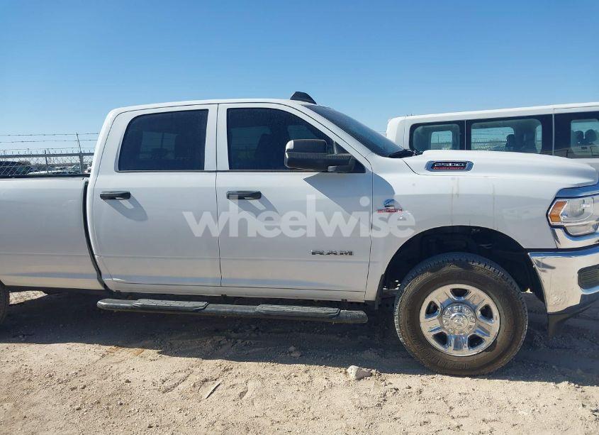 Photo 13 of 2022 Ram 2500 TRADESMAN 4X4 8' BOX (VIN 3C6UR5HL6NG129311)