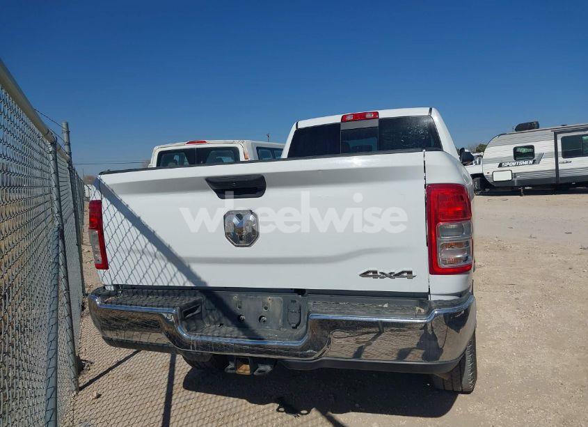 Photo 16 of 2022 Ram 2500 TRADESMAN 4X4 8' BOX (VIN 3C6UR5HL6NG129311)