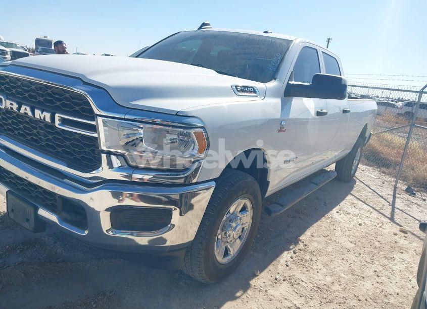 Photo 2 of 2022 Ram 2500 TRADESMAN 4X4 8' BOX (VIN 3C6UR5HL6NG129311)