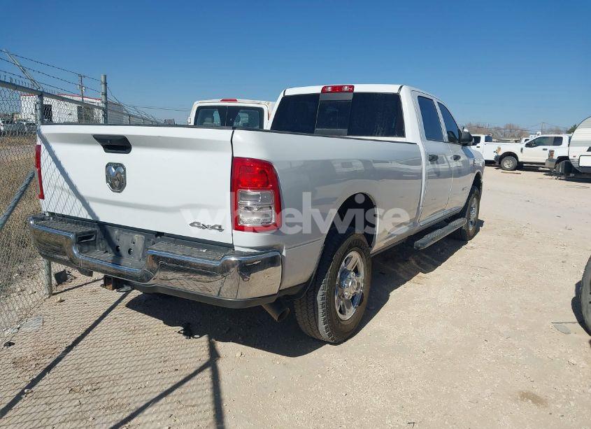 Photo 4 of 2022 Ram 2500 TRADESMAN 4X4 8' BOX (VIN 3C6UR5HL6NG129311)