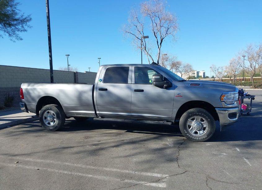 Photo 14 of 2024 Ram 2500 TRADESMAN 4X4 8' BOX (VIN 3C6UR5HL6RG189322)