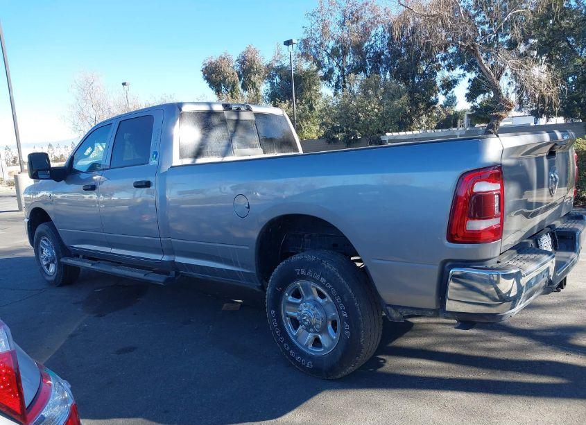 Photo 15 of 2024 Ram 2500 TRADESMAN 4X4 8' BOX (VIN 3C6UR5HL6RG189322)