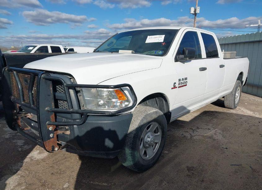 Photo 2 of 2014 Ram 2500 TRADESMAN (VIN 3C6UR5HL7EG154217)