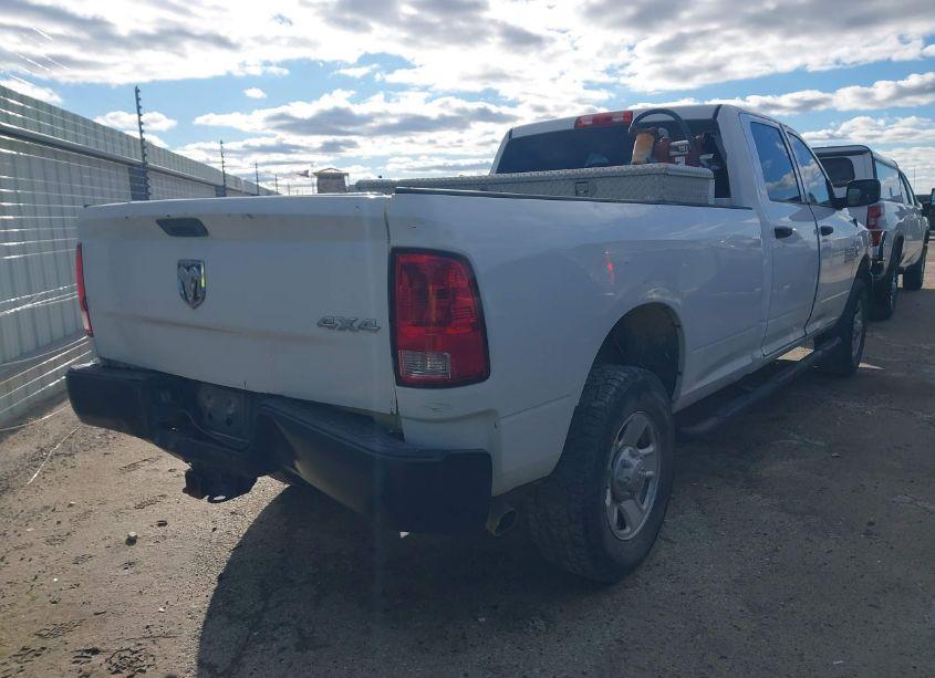 Photo 4 of 2014 Ram 2500 TRADESMAN (VIN 3C6UR5HL7EG154217)