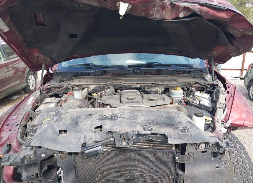 Photo 10 of 2018 Ram 2500 TRADESMAN 4X4 8' BOX (VIN 3C6UR5HL8JG139378)