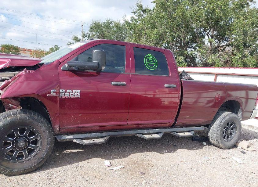 Photo 14 of 2018 Ram 2500 TRADESMAN 4X4 8' BOX (VIN 3C6UR5HL8JG139378)