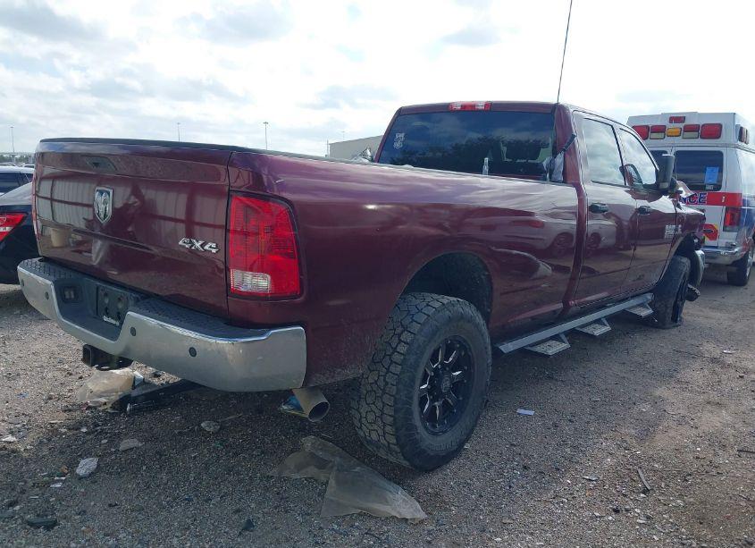 Photo 4 of 2018 Ram 2500 TRADESMAN 4X4 8' BOX (VIN 3C6UR5HL8JG139378)