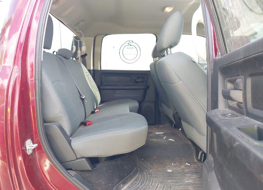 Photo 8 of 2018 Ram 2500 TRADESMAN 4X4 8' BOX (VIN 3C6UR5HL8JG139378)