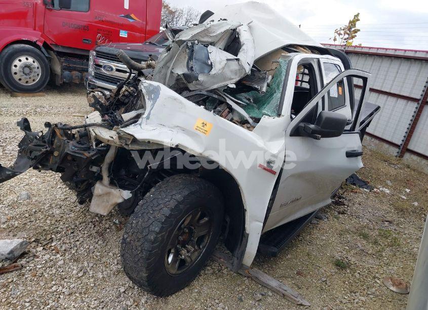 Photo 2 of 2022 Ram 2500 TRADESMAN 4X4 8' BOX (VIN 3C6UR5HL8NG237753)