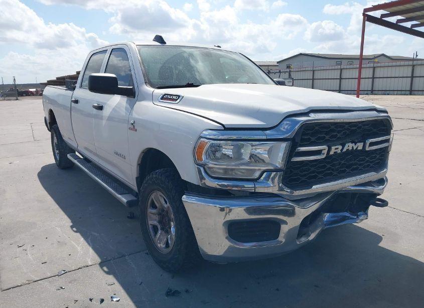 2019 Ram 2500 TRADESMAN 4X4 8' BOX (VIN 3C6UR5HL9KG639941) main photo
