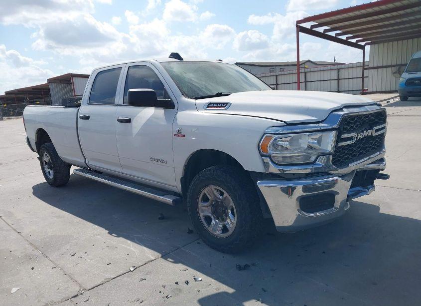 Photo 13 of 2019 Ram 2500 TRADESMAN 4X4 8' BOX (VIN 3C6UR5HL9KG639941)