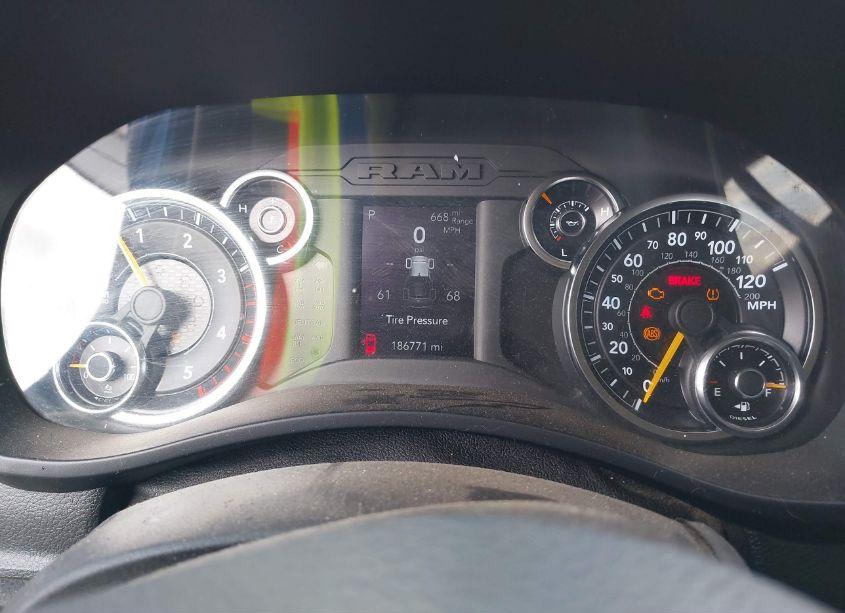 Photo 15 of 2019 Ram 2500 TRADESMAN 4X4 8' BOX (VIN 3C6UR5HL9KG639941)