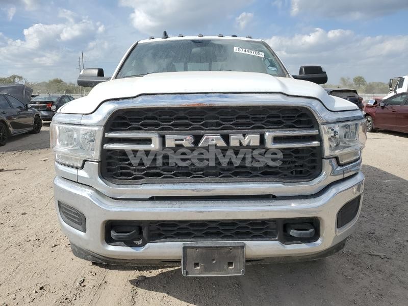 Photo 8 of 2022 RAM 2500 TRADESMAN (VIN 3C6UR5HL9NG202655)