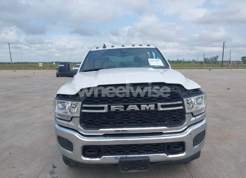 Photo 12 of 2024 Ram 2500 TRADESMAN 4X4 8' BOX (VIN 3C6UR5HL9RG218229)