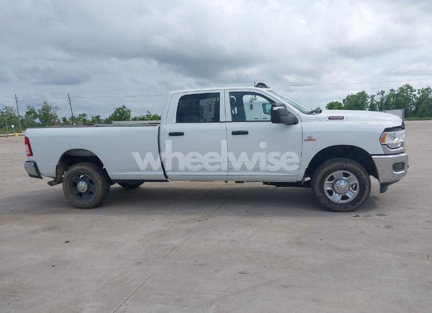 Photo 13 of 2024 Ram 2500 TRADESMAN 4X4 8' BOX (VIN 3C6UR5HL9RG218229)