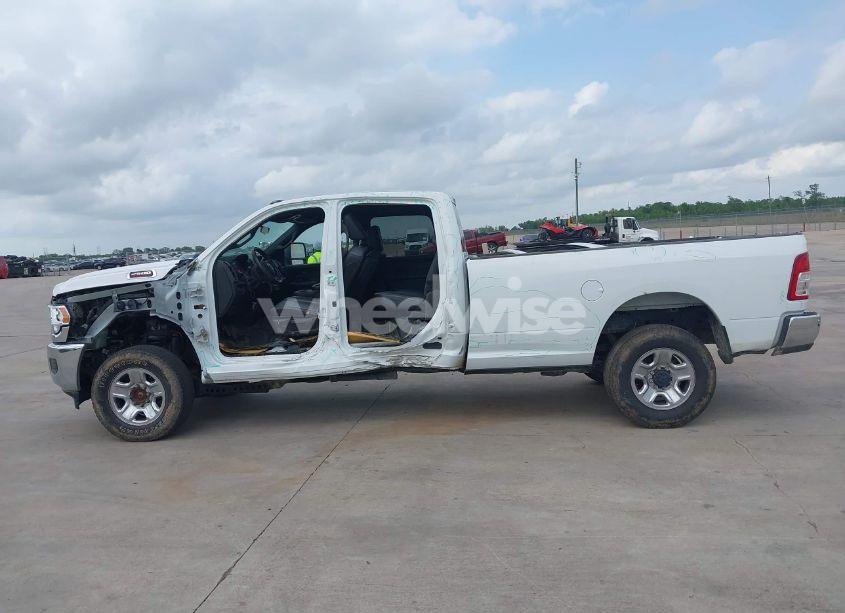 Photo 14 of 2024 Ram 2500 TRADESMAN 4X4 8' BOX (VIN 3C6UR5HL9RG218229)