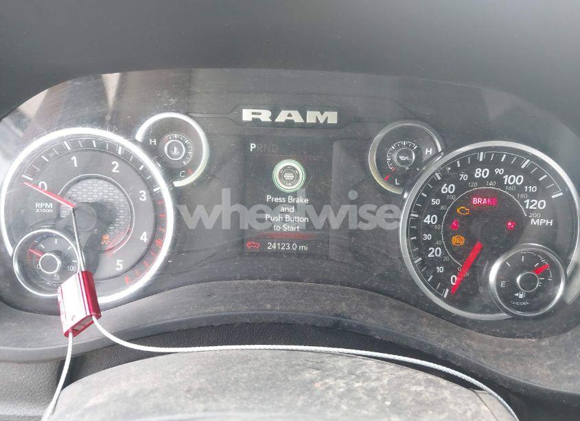 Photo 15 of 2024 Ram 2500 TRADESMAN 4X4 8' BOX (VIN 3C6UR5HL9RG218229)