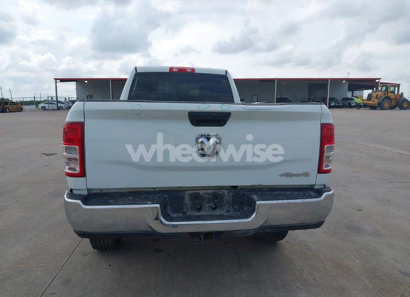 Photo 16 of 2024 Ram 2500 TRADESMAN 4X4 8' BOX (VIN 3C6UR5HL9RG218229)