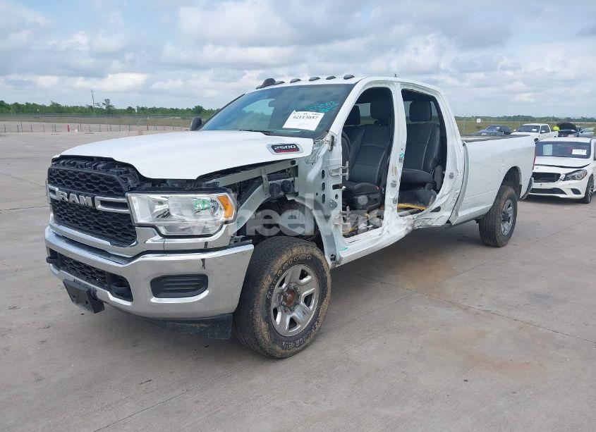 Photo 2 of 2024 Ram 2500 TRADESMAN 4X4 8' BOX (VIN 3C6UR5HL9RG218229)