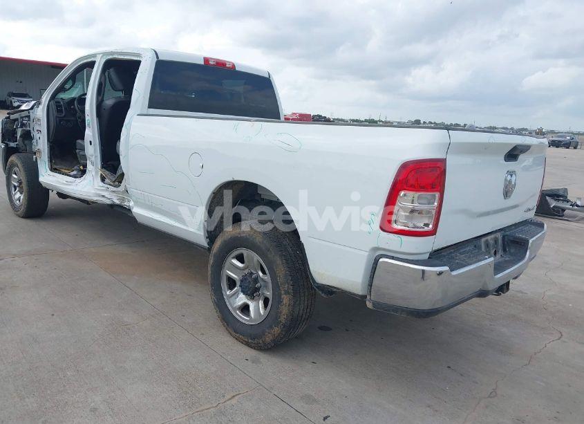 Photo 3 of 2024 Ram 2500 TRADESMAN 4X4 8' BOX (VIN 3C6UR5HL9RG218229)