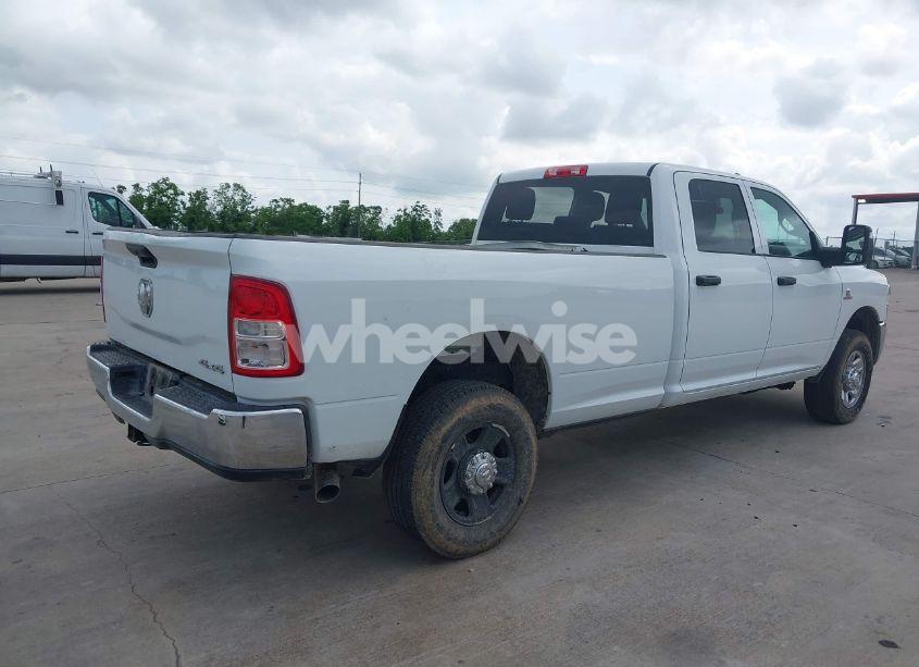 Photo 4 of 2024 Ram 2500 TRADESMAN 4X4 8' BOX (VIN 3C6UR5HL9RG218229)