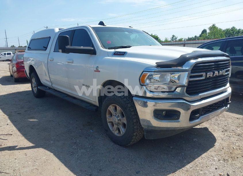 2021 Ram 2500 BIG HORN 4X4 8' BOX (VIN 3C6UR5JL1MG652017) main photo