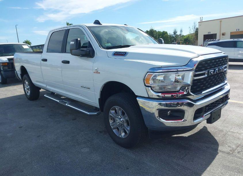 2024 Ram 2500 BIG HORN 4X4 8' BOX (VIN 3C6UR5JL6RG337642) main photo