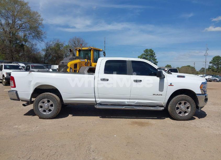 Photo 13 of 2024 Ram 2500 BIG HORN 4X4 8' BOX (VIN 3C6UR5JLXRG340205)