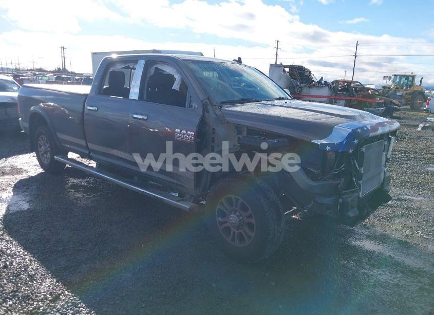 2018 Ram 2500 LARAMIE 4X4 8' BOX (VIN 3C6UR5KL2JG288703) main photo