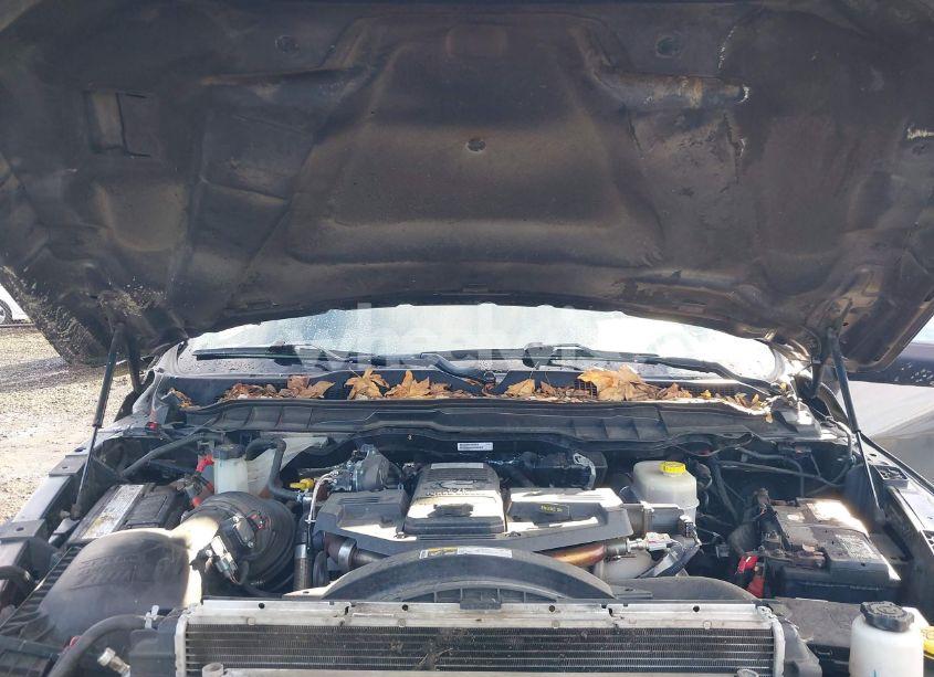 Photo 10 of 2018 Ram 2500 LARAMIE 4X4 8' BOX (VIN 3C6UR5KL2JG288703)