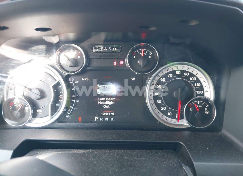 Photo 7 of 2018 Ram 2500 LARAMIE 4X4 8' BOX (VIN 3C6UR5KL2JG288703)