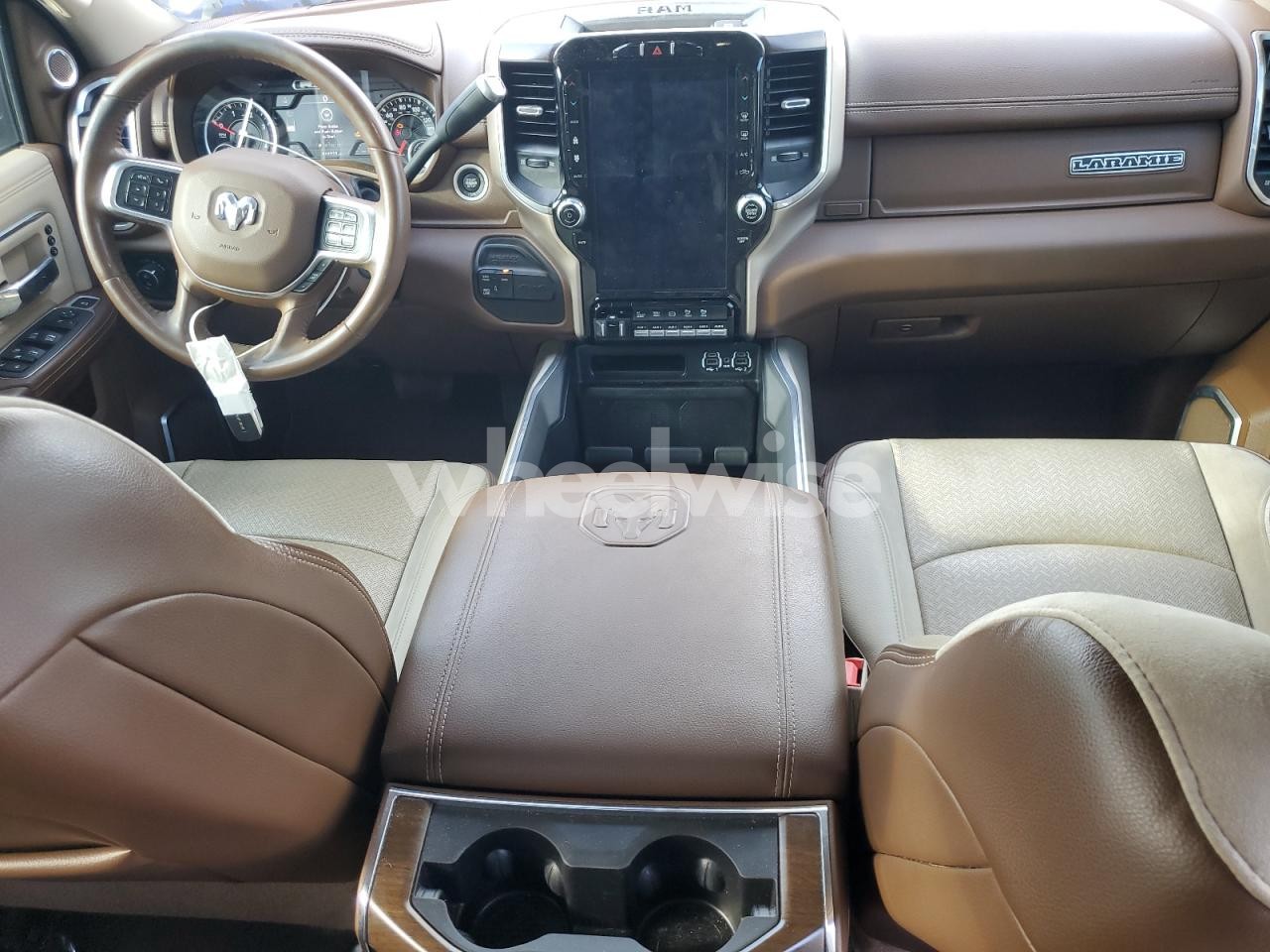 Photo 8 of 2022 RAM 2500 LARAMIE (VIN 3C6UR5KL7NG337786)