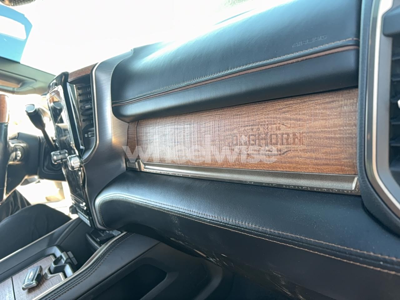 Photo 12 of 2019 RAM 2500 LONGHORN (VIN 3C6UR5LL5KG624554)