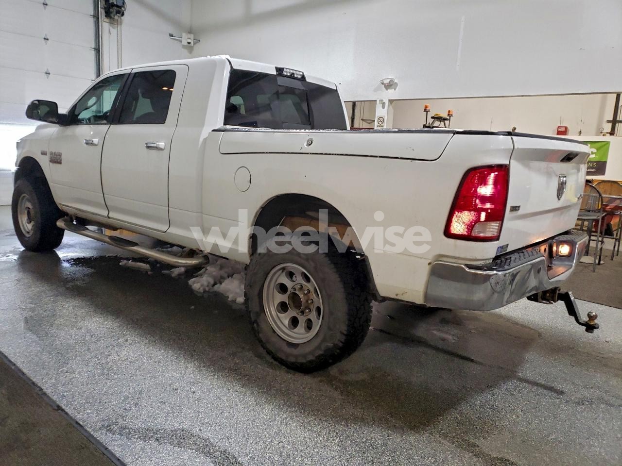 Photo 2 of 2014 RAM 2500 SLT (VIN 3C6UR5MJXEG114444)