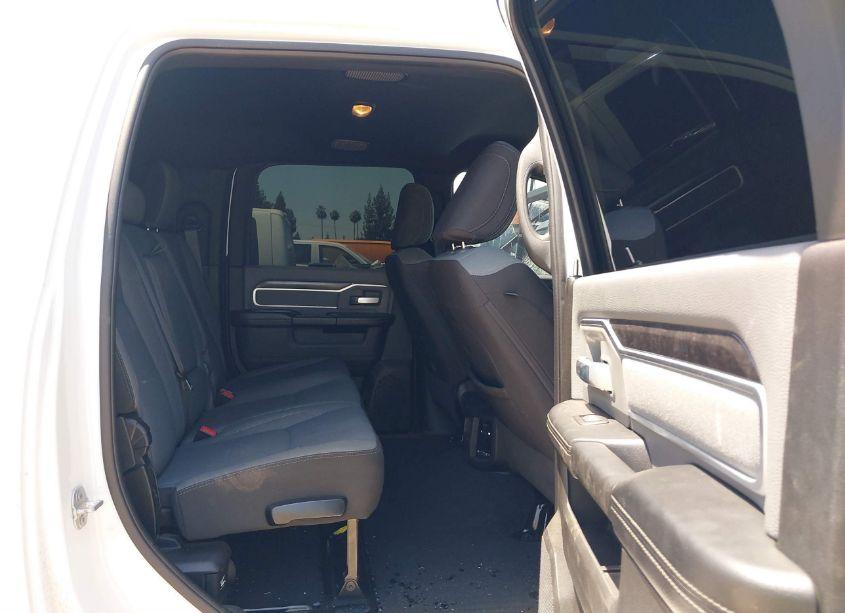 Photo 8 of 2022 Ram 2500 BIG HORN MEGA CAB 4X4 6'4' BOX (VIN 3C6UR5ML4NG324197)