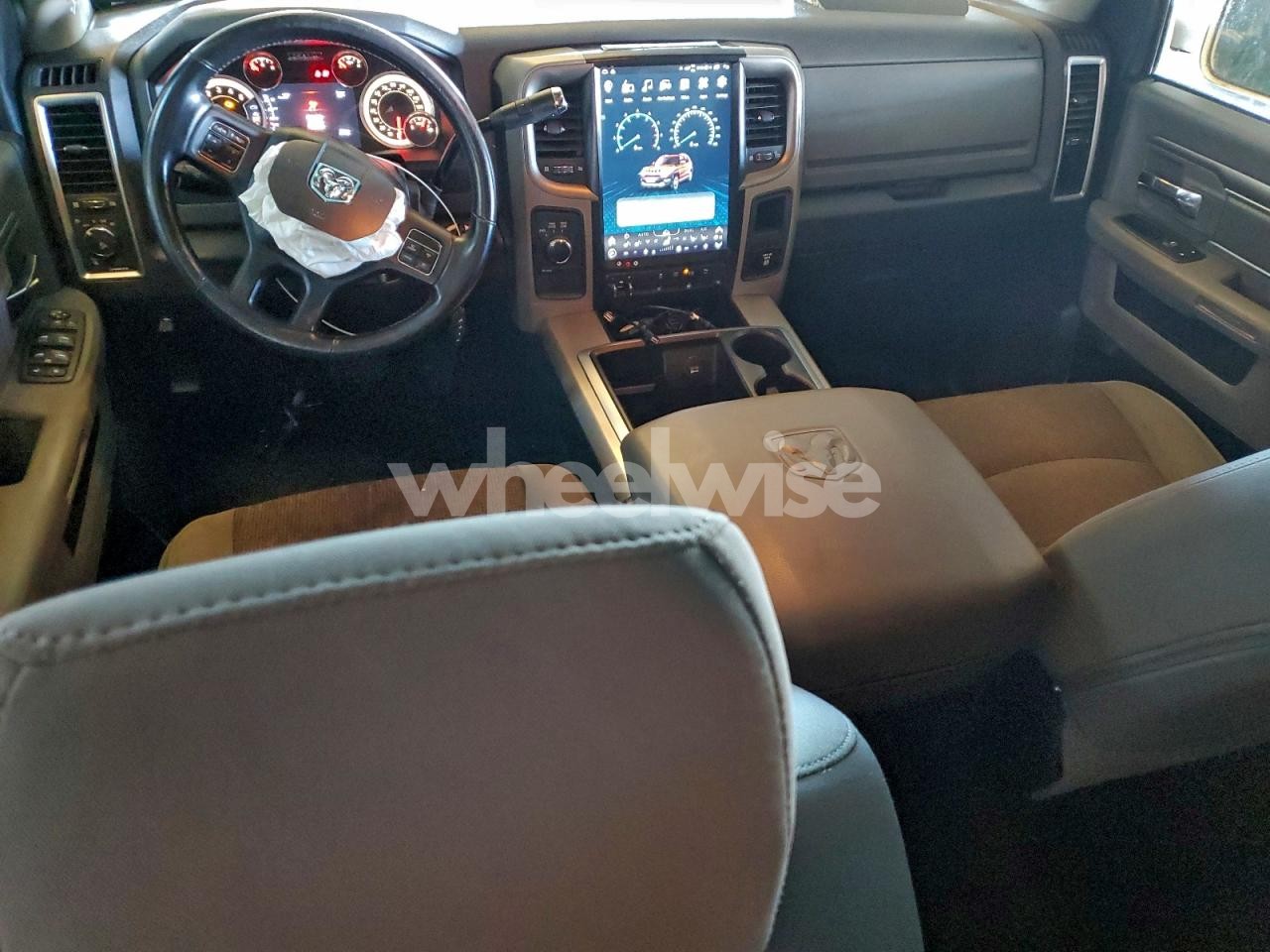 Photo 8 of 2015 RAM 2500 SLT N/A (VIN 3C6UR5MLXFG513972)